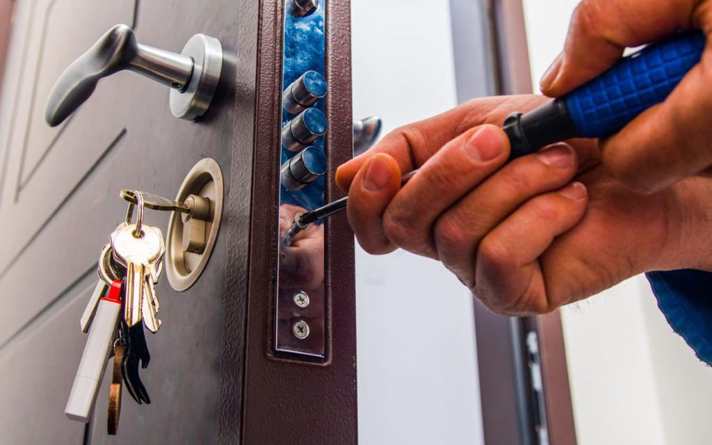 Lock Repair and Replacement  Best Locksmith Dallas